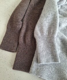 TOQUE 〈大草直子さんアドバイザー〉ベビーアルパカ×ウール縮絨ニットラグランスリーブ