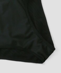 San-ai Resort（三愛水着楽園） 【WEB限定】ラッシュガード付き4点セット水着 9号11号13号【BeachQueen(ビーチクイーン）】