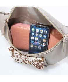 UNBILLION カカトゥ kakatoo / カウヘアポケットボディバッグ