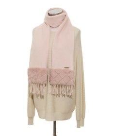 MOONBAT 【WEB限定】フルラ (FURLA)エコファー付きマフラー 無地×キルト風 ウールマフラー ロゴプレート付き