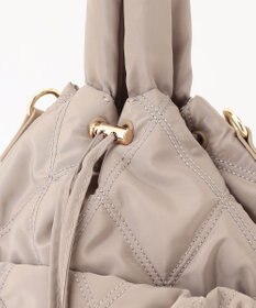 23区 キルティングショルダーバッグ