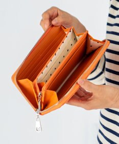 tsumori chisato CARRY ラックスtcネーム ラウンドファスナー長財布