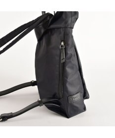 Y'SACCS リサイクルナイロン×カウレザー ラップリュック　Sサイズ