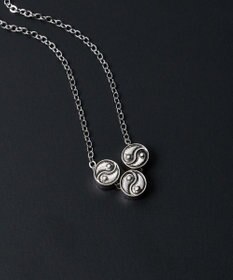 WEGO M立体モチーフ3連ネックレス
