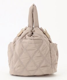 23区 キルティングショルダーバッグ