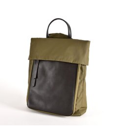 Y'SACCS リサイクルナイロン×カウレザー ラップリュック　Sサイズ