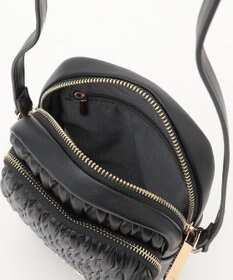 LA BAGAGERIE ランダムプリーツショルダーバッグ タテ