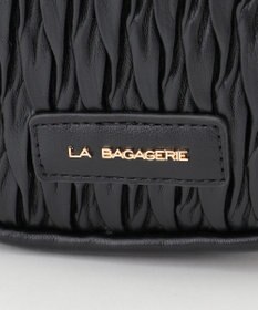 LA BAGAGERIE ランダムプリーツショルダーバッグ タテ