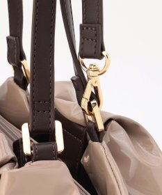 LA BAGAGERIE ソフトエナメル2WAYハンドバッグ Mサイズ