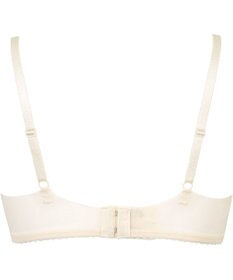 Wing 【エアリーソフトブラ】　ふんわりエアリーな着用感　脇から背中すっきり　ウイング／ワコール　KB2202