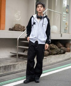 WEGO 【ユニセックス着用ITEM】ラインラグランZIPパーカー