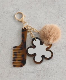 earth music&ecology ファーポンポン＋べっ甲柄ミラー付きチャーム