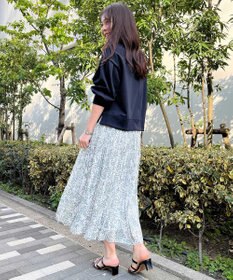 ANY SIS 【2SET】タックスリーブ トップス × フラワープリント スカート