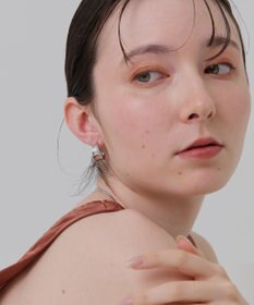 Phoebe ≪WEB限定≫【金属アレルギー対応】エンフォルドフープピアス　シルバー/サージカルステンレス