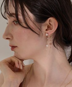 Phoebe 【金属アレルギー対応】パールドロップロングピアス　ゴールド