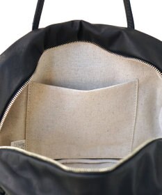 FOLNA RD ソフトレザーフロントポケットボストンバッグ