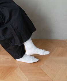 TRICOTE FAKE FUR HIGH SOCKS／フェイクファーハイソックス