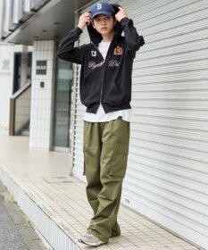 WEGO 【ユニセックスITEM/MLサイズ展開】ナンバリングカットZIPパーカー