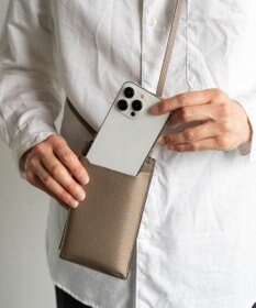 Atelier nuu 本革 スマホショルダー