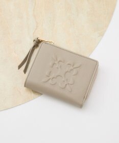 russet 【2025AW新作】エンボスモノグラムハーフウォレット(SO-437)