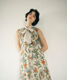 GRACE CONTINENTAL フラワーマーメイドドレス