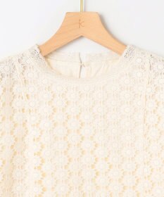 組曲 S 【WEB限定】フラワーレース袖フレア ブラウス