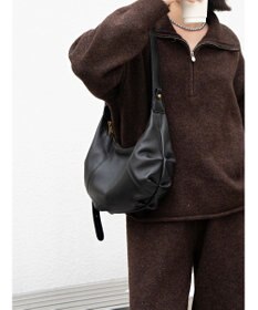 style code 【ペットボトル収納可能】[Lyrss/リルス] 牛革 ショルダーバッグ