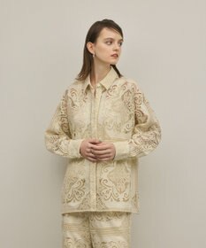 GRACE CONTINENTAL パネル刺繍シャツ