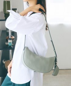 TOPKAPI 【Breath TOPKAPI】シュリンクレザー ハーフムーン ショルダーバッグ / チャーム付き