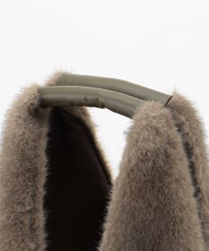 自由区 【SHIHOさん着用】イージーファー バッグ