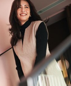 組曲 【前後着用・手洗い可】ELENAスパンコール襟デザイン ニット