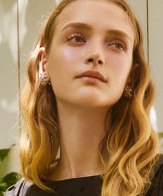 TOCCA GLITTER RIBBON EARRINGS イヤリング