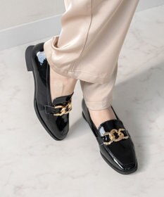 Bridget Birkin 【Bridget Birkin】チェーンアクセサリーローファー