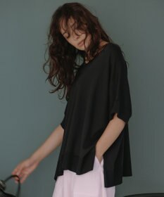 UNFILO 【野呂佳代さん着用】スゴ機能美ニット Vネック ワイドプルオーバー ブラック