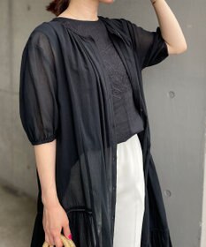 UNFILO 【撥水】レーヨン麻ライト刺繍ブラウス