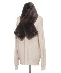 MOONBAT FURLA（フルラ）ビッグ差し込みファーティペット  アーチロゴ フェイクファー