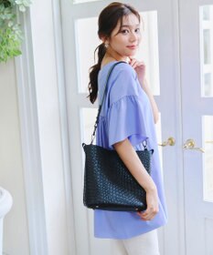 Tiaclasse 【洗える】キーネックフレア袖チュニックブラウス