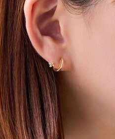 Phoebe 【金属アレルギー対応】【痛くないシリーズ】フラワービジューフロートライトフィットイヤリング　ゴールド