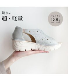 Pointer 本革 超軽量厚底パンチングサンダル