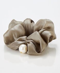 Phoebe ボリューミーシアーシュシュ　グレー/パール/大ぶり