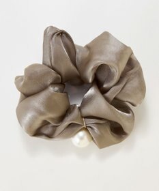 Phoebe ボリューミーシアーシュシュ　グレー/パール/大ぶり