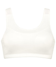 Wing ジュニア スポーツブラ Wing Teen よく伸びる生地で動きやすい 【ねおスポブラ】 【STEP3 まるみをおびてきた胸に】 小学生 中学生 ノンワイヤー 部活 RB2430 ウイング／ワコール