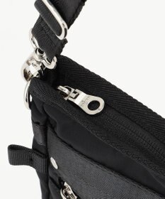 Y'SACCS テープデザイン　トラベルポシェット