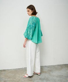 GRACE CONTINENTAL ヤシ柄カットワークトップ