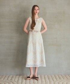 GRACE CONTINENTAL レースボーダードレス