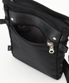 Y'SACCS テープデザイン　トラベルポシェット