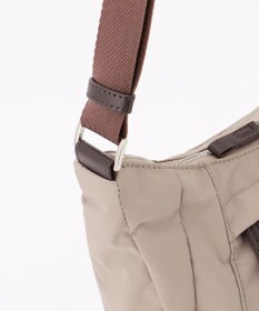 Y'SACCS カーゴポケット　ショルダーバッグ