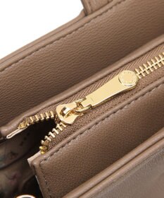 style code 【MERCURYDUO/マーキュリーデュオ】レニス　チャーム付きシンプルラージトートバッグ