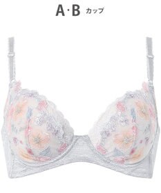 Wing ブラジャー 背中の段差をスムージング 脇高設計 バストの脇流れをブロック 【後ろ姿きれいブラ】 ブラ KB2722 ウイング／ワコール