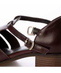 ing <ing>Tストラップグルカシューズ